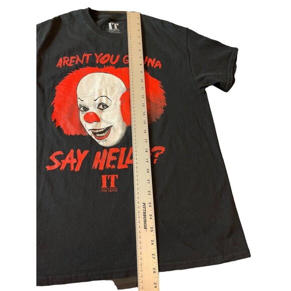 Halloween Stephen King IT Black Graphic With Face  Sz M Scary T-shirt - Picture 6 of 8